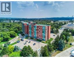 55 BLUE SPRINGS Drive UnitNo. 512 - 25