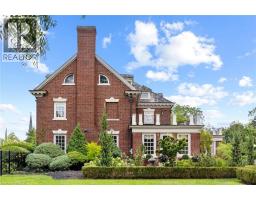 33 SALISBURY Avenue - 42