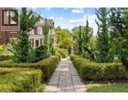 33 SALISBURY Avenue - 43