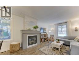 76 GRACE Street - 13