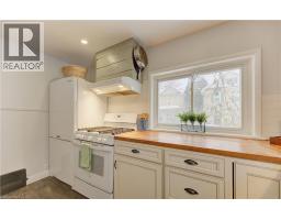 76 GRACE Street - 25