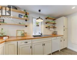 76 GRACE Street - 26