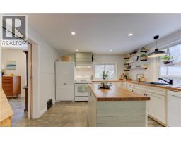 76 GRACE Street - 28