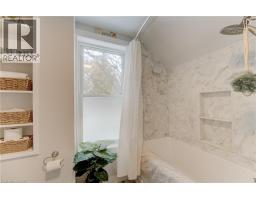 76 GRACE Street - 32