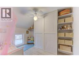 76 GRACE Street - 36