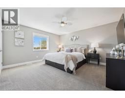 8 GRIFFITH Court - 25