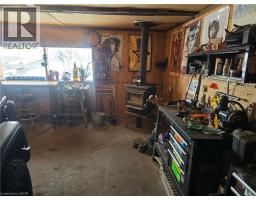 905 BLUELINE Road - 31