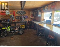 905 BLUELINE Road - 33