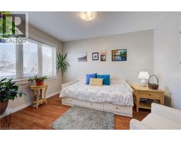 420 MOWAT Street E - 8