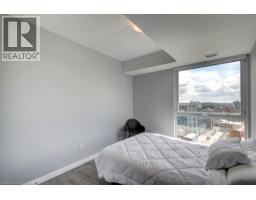 60 W CHARLES Street W UnitNo. 1805 - 14