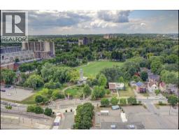 60 W CHARLES Street W UnitNo. 1805 - 21