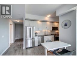 60 W CHARLES Street W UnitNo. 1805 - 4