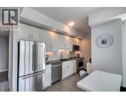 60 W CHARLES Street W UnitNo. 1805 - 5