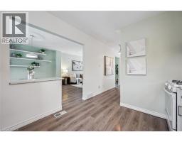 56 JOHN Street W - 16