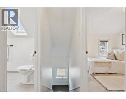 56 JOHN Street W - 17