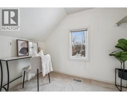 56 JOHN Street W - 25