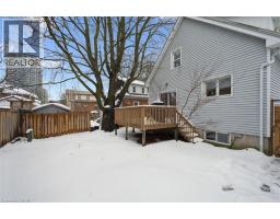 56 JOHN Street W - 39