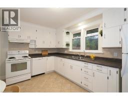 296 DUMFRIES Avenue - 9