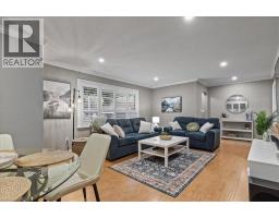 50 GROVE Crescent - 5