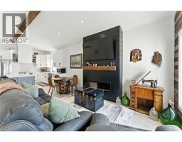 7 MACNEIL Court - 10