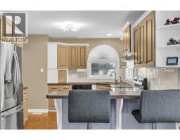 13 BURLWOOD Drive - 16