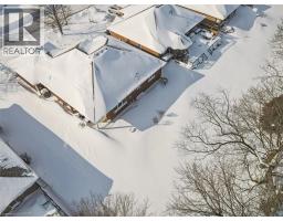 144 GOLF LINKS Drive - 35