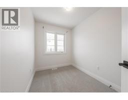 120 COURT Drive UnitNo. 8 - 21