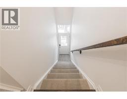 120 COURT Drive UnitNo. 8 - 4