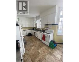 32 SIMEON Street - 19