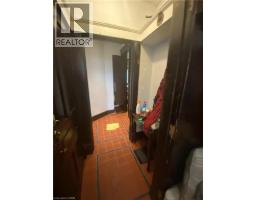 32 SIMEON Street - 27