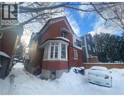 32 SIMEON Street - 40