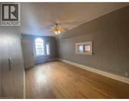 32 SIMEON Street - 5