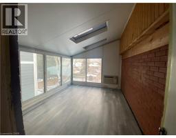 32 SIMEON Street - 9