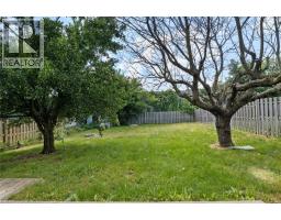 373 HILLCREST Road - 44