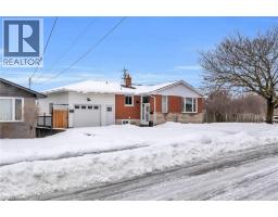 373 HILLCREST Road - 5