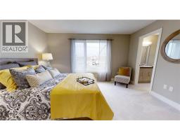 2250 SOUTHPORT Crescent - 4