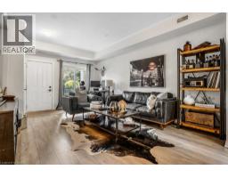 25 ISHERWOOD Avenue UnitNo. 32 - 10