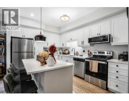 25 ISHERWOOD Avenue UnitNo. 32 - 14