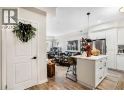 25 ISHERWOOD Avenue UnitNo. 32 - 17