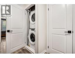 25 ISHERWOOD Avenue UnitNo. 32 - 21