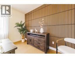 546 BENNINGER Drive - 17