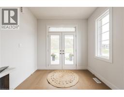 546 BENNINGER Drive - 2