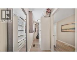 95 BRANTFORD Road - 13