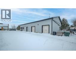 95 BRANTFORD Road - 26