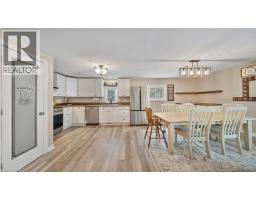 95 BRANTFORD Road - 3