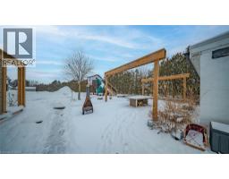 95 BRANTFORD Road - 32