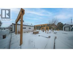 95 BRANTFORD Road - 37