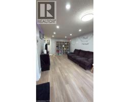 419 DOWNSVIEW Place - 7