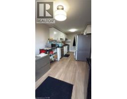 419 DOWNSVIEW Place - 9