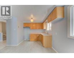 502 MISTY Crescent - 5